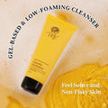 Gel-based low-foaming Cassia cleanser for softer, non-flaky skin with tannins and flavonoids